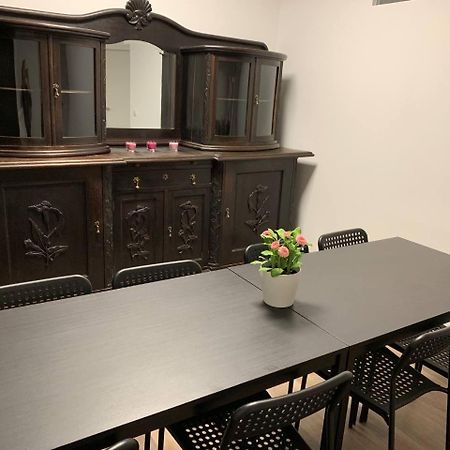 Central Private Rooms In Popular Neighborhood! Κολωνία Εξωτερικό φωτογραφία