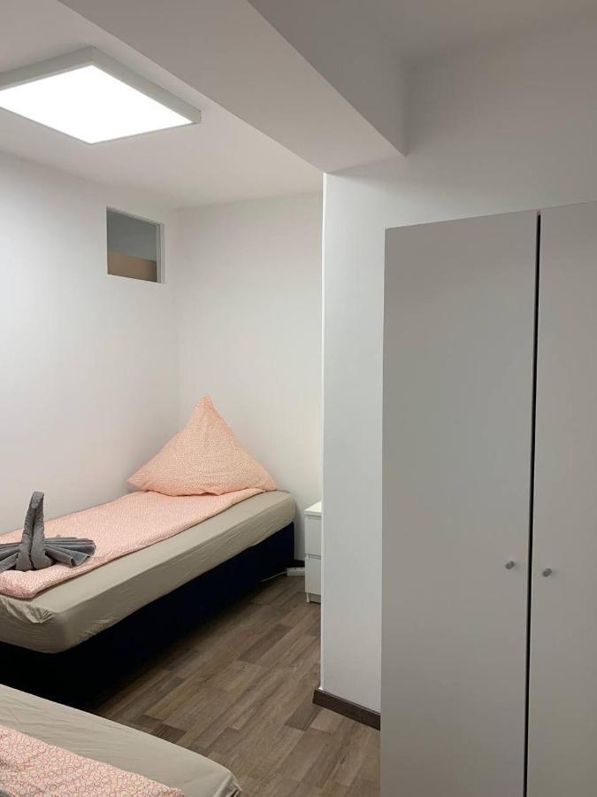 Central Private Rooms In Popular Neighborhood! Κολωνία Εξωτερικό φωτογραφία