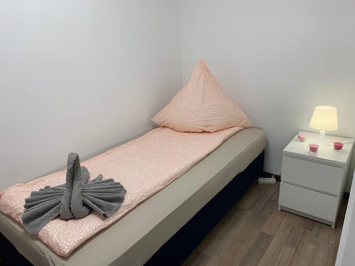 Central Private Rooms In Popular Neighborhood! Κολωνία Εξωτερικό φωτογραφία