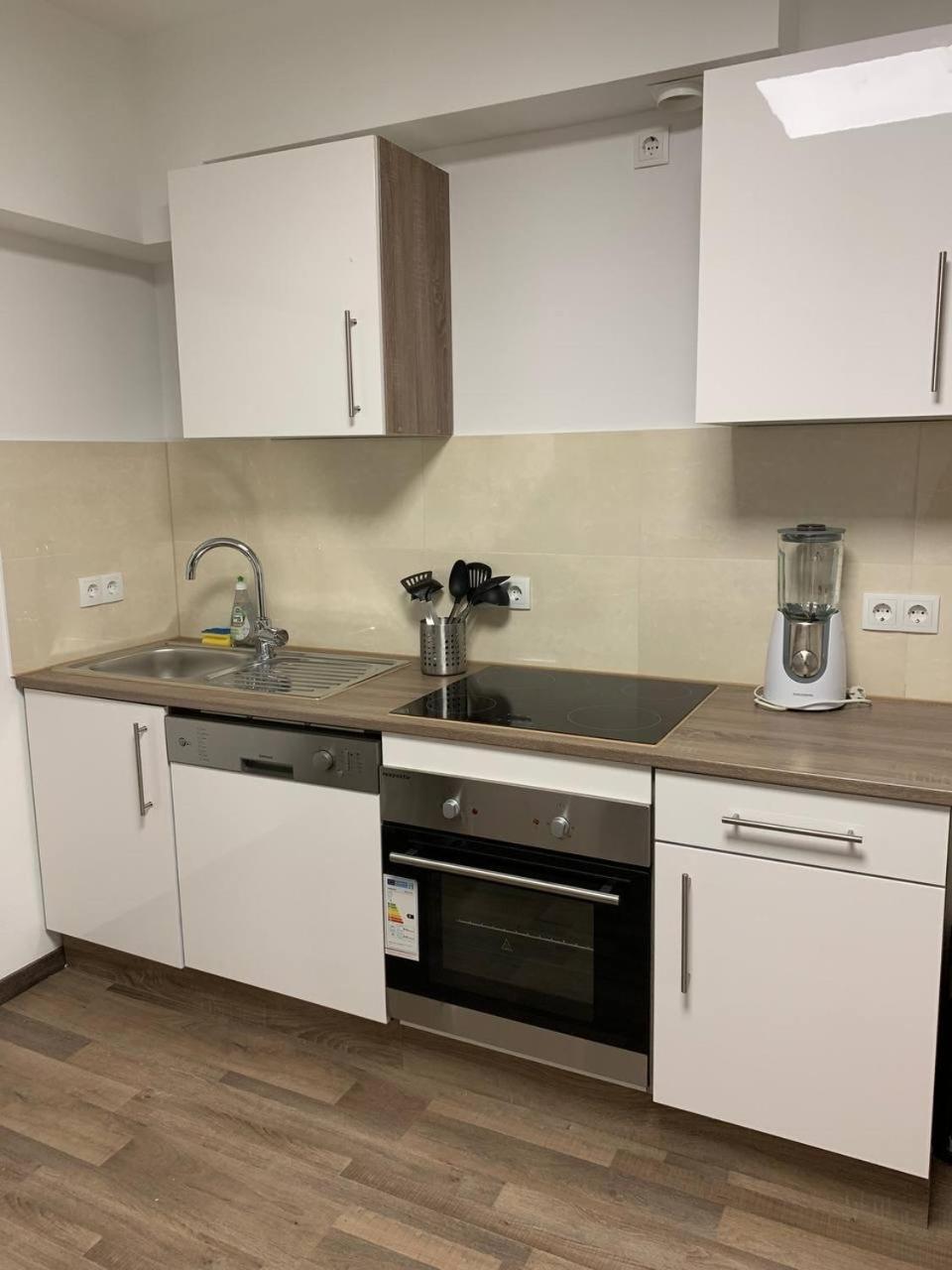 Central Private Rooms In Popular Neighborhood! Κολωνία Εξωτερικό φωτογραφία